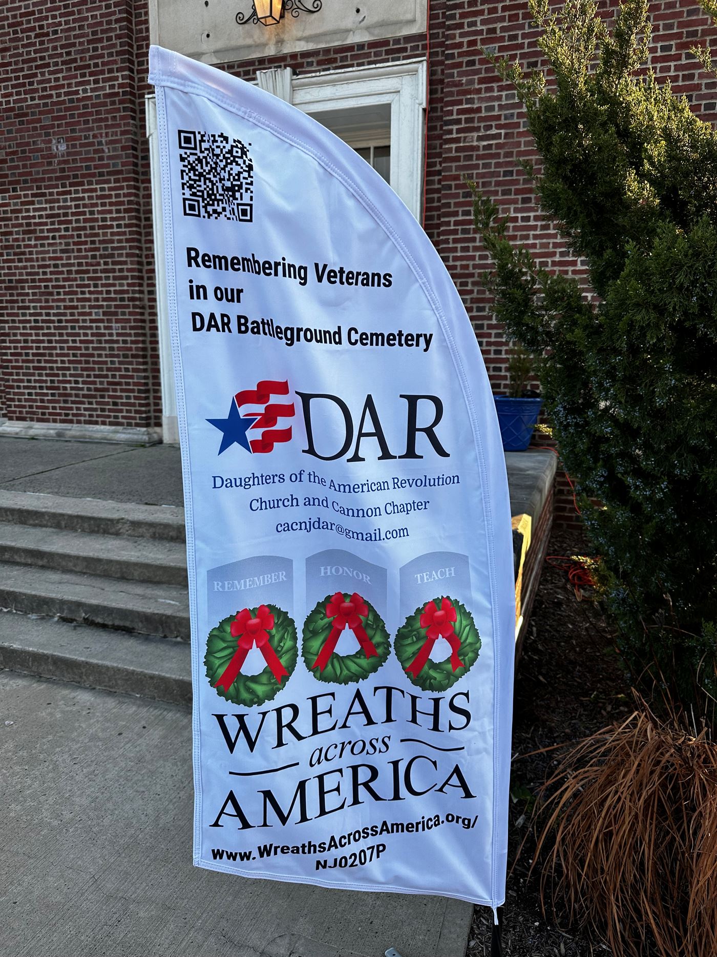 DAR's WAA banner