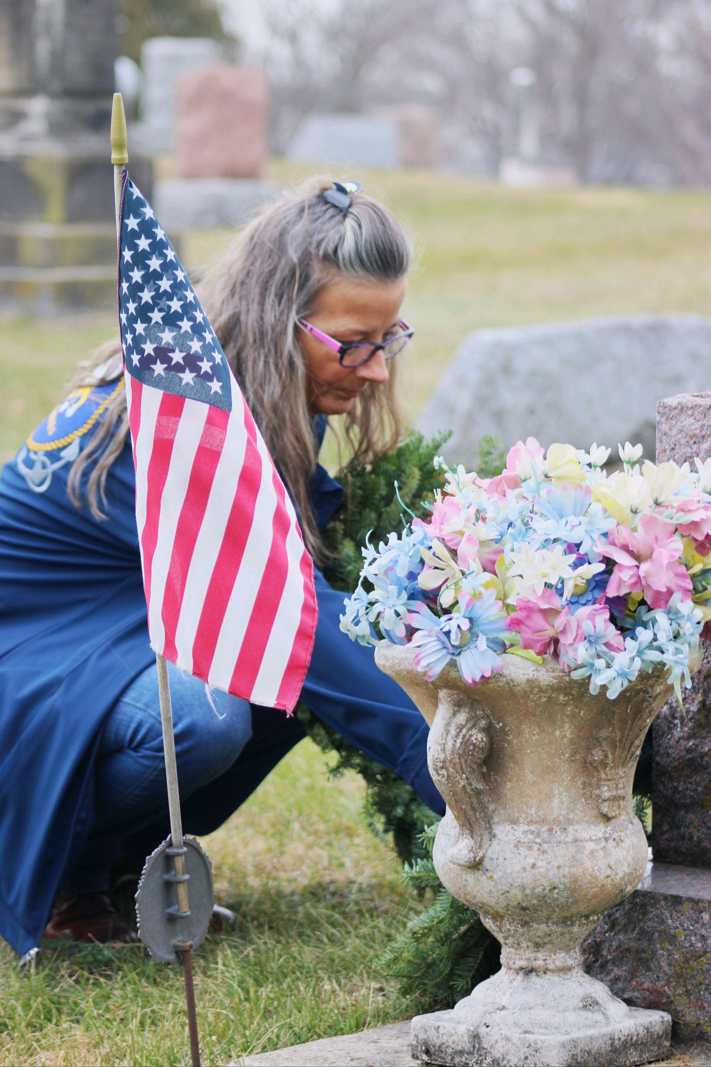 Laying of veterans wreath with the care of honor<br>