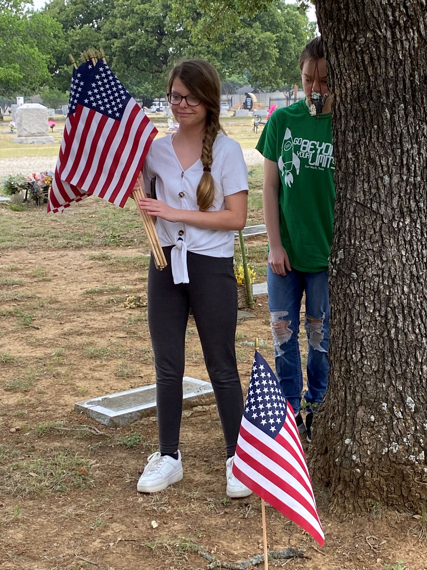 The Flower Mound Chapter NSDAR member's daughters helping their mom honor local veterans.