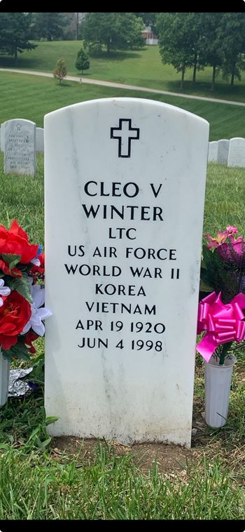 <i class="material-icons" data-template="memories-icon">message</i><br/>Cleo Winter, Air Force<br/><div class='remember-wall-long-description'>
  Thank you Dad for all that you did for America.</div><a class='btn btn-primary btn-sm mt-2 remember-wall-toggle-long-description' onclick='initRememberWallToggleLongDescriptionBtn(this)'>Learn more</a>