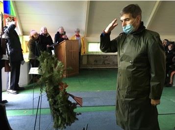 Presentation of a wreath at Resthaven Memory Gardens. Photo Credit: The Morning Journal