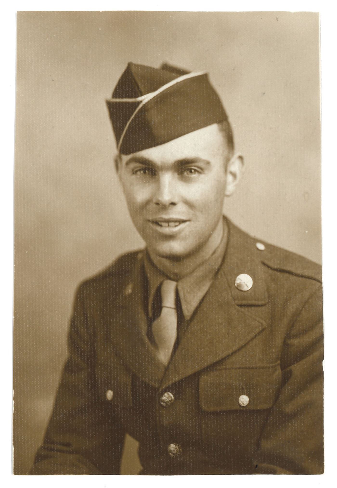 <i class="material-icons" data-template="memories-icon">chat_bubble</i><br/>Kenneth Vincent Feraris Sr., Army, PFC<br/>Born 1/31/1923<br/>Passed on 6/25/2007<br/>Posted by: Kathy Feraris<br/><div class='remember-wall-long-description'>Forever in our hearts.</div><a class='btn btn-primary btn-sm mt-2 remember-wall-toggle-long-description' onclick='initRememberWallToggleLongDescriptionBtn(this)'>Learn more</a>