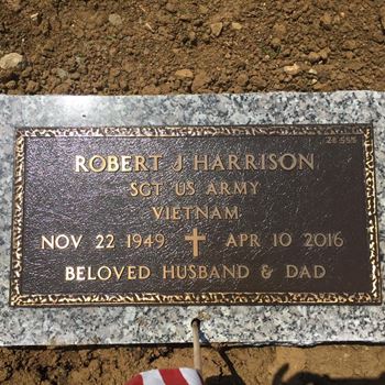 <i class="material-icons" data-template="memories-icon">card_giftcard</i><br/>Robert J Harrison, Army<br/><div class='remember-wall-long-description'>In memory of Sergeant Robert J Harrison, loving husband, father, and grandfather. Viet Nam Veteran</div><a class='btn btn-primary btn-sm mt-2 remember-wall-toggle-long-description' onclick='initRememberWallToggleLongDescriptionBtn(this)'>Learn more</a>