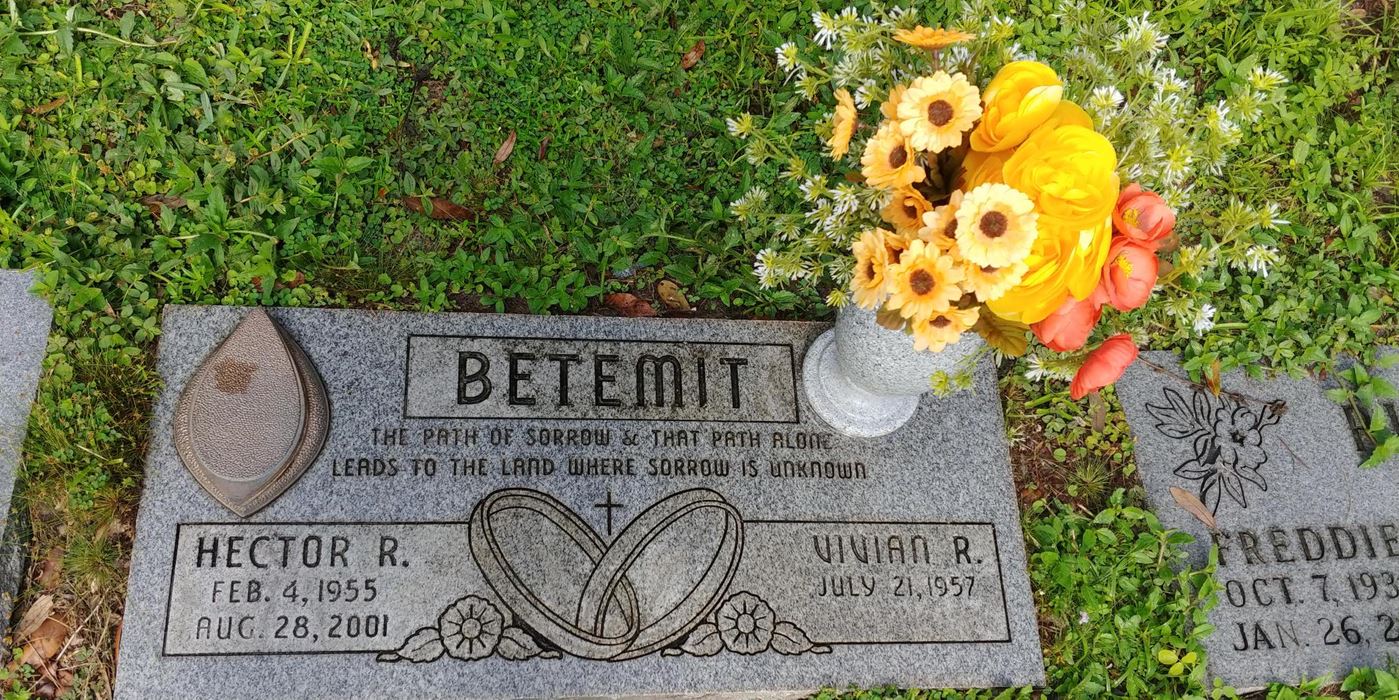 <i class="material-icons" data-template="memories-icon">account_balance</i><br/>Hector Betemit, Air Force<br/><div class='remember-wall-long-description'>Hector Betemit, United States Air Force, Staff Sergeant
Thank you Dad for showing us what it means to be a great American. You dedication, hard work and sacrifice will never be forgotten. 
Rest in Peace</div><a class='btn btn-primary btn-sm mt-2 remember-wall-toggle-long-description' onclick='initRememberWallToggleLongDescriptionBtn(this)'>Learn more</a>