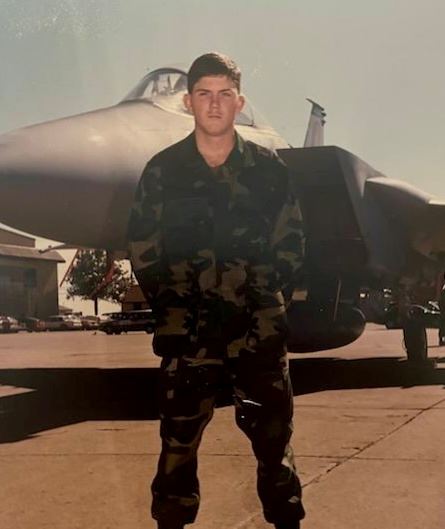 <i class="material-icons" data-template="memories-icon">chat_bubble</i><br/>Thomas Nathan Jackson, Air Force, <br/>Born 3/14/1975<br/>Passed on 5/3/2008<br/>Posted by: Dad<br/><div class='remember-wall-long-description'>Merry Christmas son. Miss you.</div><a class='btn btn-primary btn-sm mt-2 remember-wall-toggle-long-description' onclick='initRememberWallToggleLongDescriptionBtn(this)'>Learn more</a>