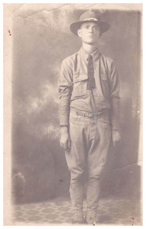 <i class="material-icons" data-template="memories-icon">cloud</i><br/>Thomas Horatio Bailey, Army, Cook<br/>Born 1/1/1888<br/>Passed on 1/1/1868<br/>Posted by: Mary Lee Bailey Shelton<br/><div class='remember-wall-long-description'>Uncle Tom never married, was a cook in the Army in WWI, led a simple life and I am grateful I can remember him in this way.</div><a class='btn btn-primary btn-sm mt-2 remember-wall-toggle-long-description' onclick='initRememberWallToggleLongDescriptionBtn(this)'>Learn more</a>