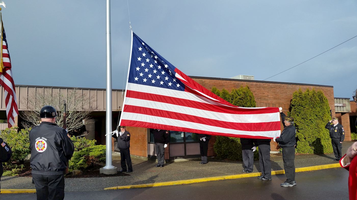 Veterans raising new flag at middle school