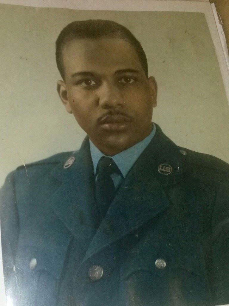 <i class="material-icons" data-template="memories-icon">chat_bubble</i><br/>Charles Lett Sr, Air Force, MSGT<br/>Born 2/4/1936<br/>Passed on 2/18/2015<br/>Posted by: Lett Family<br/><div class='remember-wall-long-description'>We miss you &amp; Caster more than words could ever express. Love you bunches and bunches!</div><a class='btn btn-primary btn-sm mt-2 remember-wall-toggle-long-description' onclick='initRememberWallToggleLongDescriptionBtn(this)'>Learn more</a>