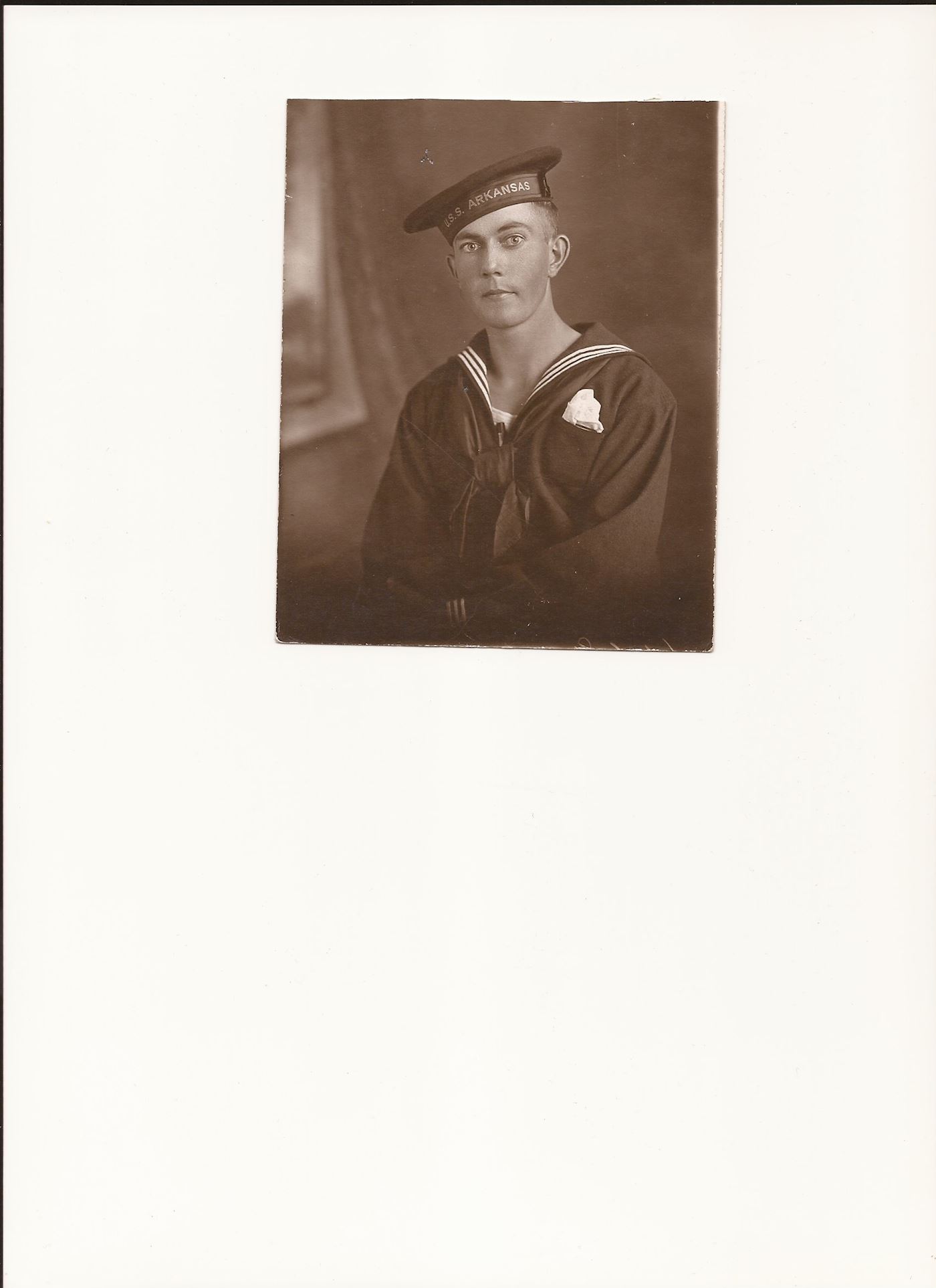 <i class="material-icons" data-template="memories-icon">stars</i><br/>Gilbert F Holcomb<br/>Posted by: Deanna Bowman<br/><div class='remember-wall-long-description'>Gilbert Fullerton US Navy, World War I</div><a class='btn btn-primary btn-sm mt-2 remember-wall-toggle-long-description' onclick='initRememberWallToggleLongDescriptionBtn(this)'>Learn more</a>