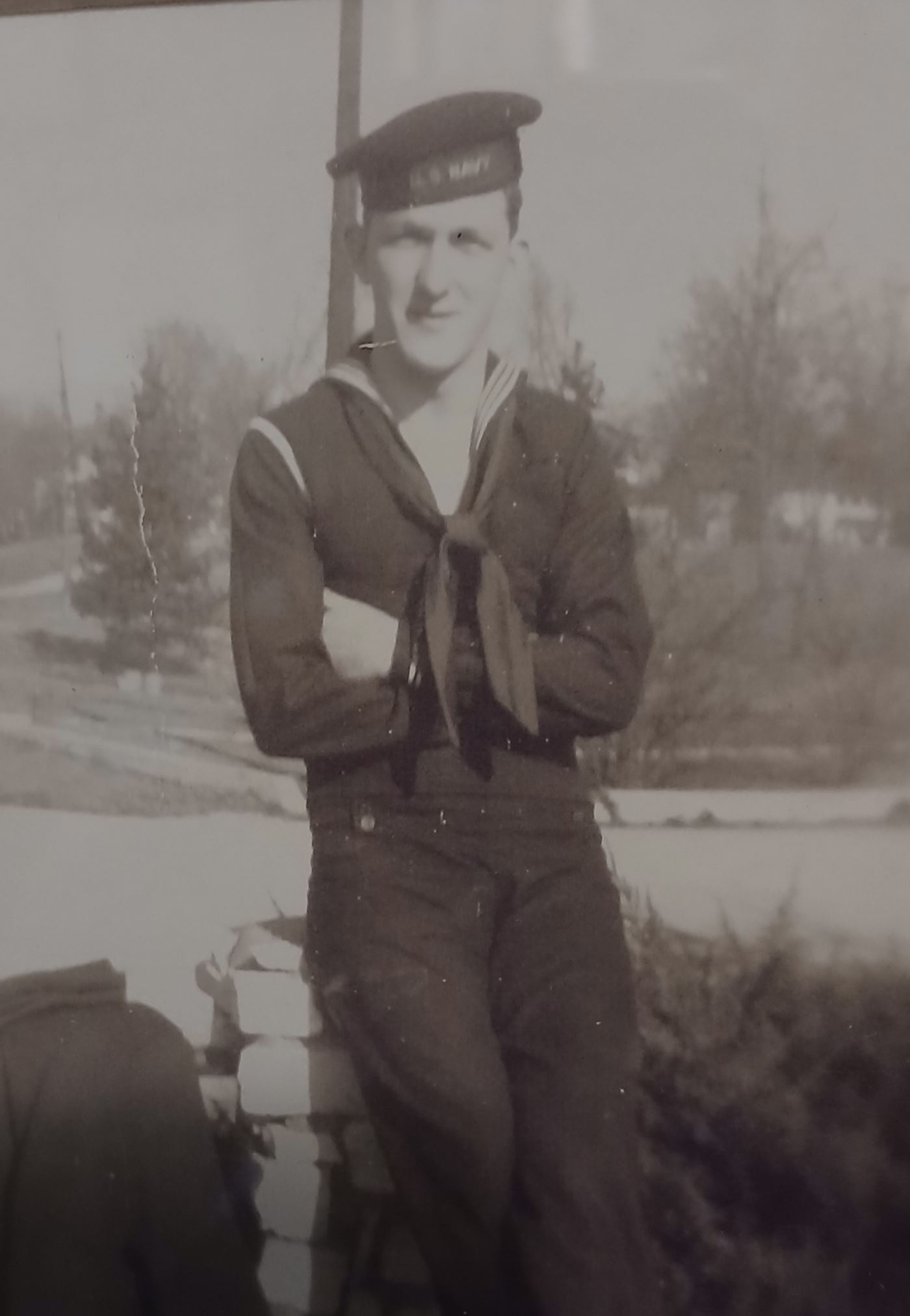 <i class="material-icons" data-template="memories-icon">chat_bubble</i><br/>Wilbur H. Arnold Jr., Navy, Seaman 2nd class<br/>Posted by: His daughters<br/><div class='remember-wall-long-description'>We love and miss you so much. Proud to be the daughters of a Veteran of WWII.Served on LST 700</div><a class='btn btn-primary btn-sm mt-2 remember-wall-toggle-long-description' onclick='initRememberWallToggleLongDescriptionBtn(this)'>Learn more</a>