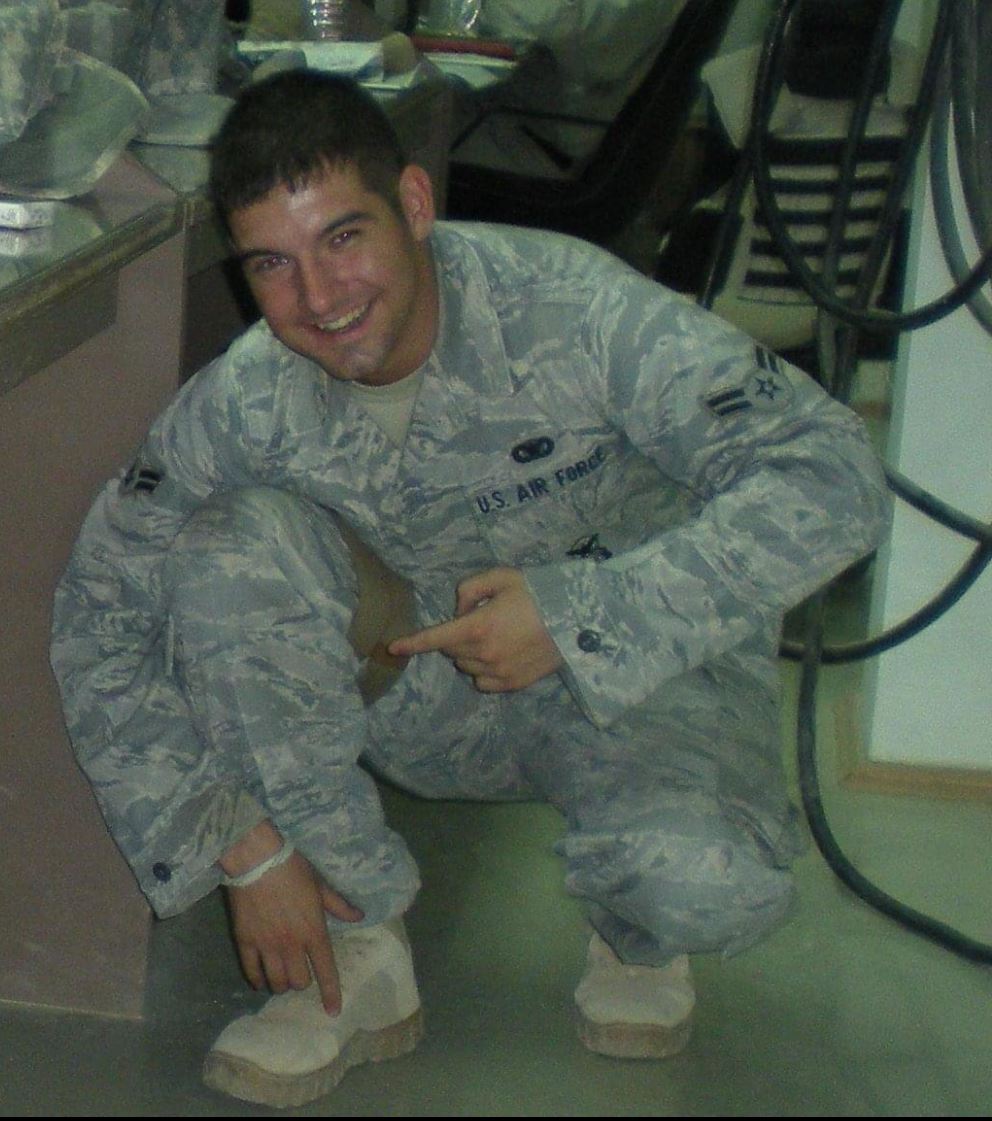 <i class="material-icons" data-template="memories-icon">chat_bubble</i><br/>Nicholas Tuttle, Air Force, E4<br/>Posted by: Nicole Courson<br/><div class='remember-wall-long-description'></div><a class='btn btn-primary btn-sm mt-2 remember-wall-toggle-long-description' onclick='initRememberWallToggleLongDescriptionBtn(this)'>Learn more</a>