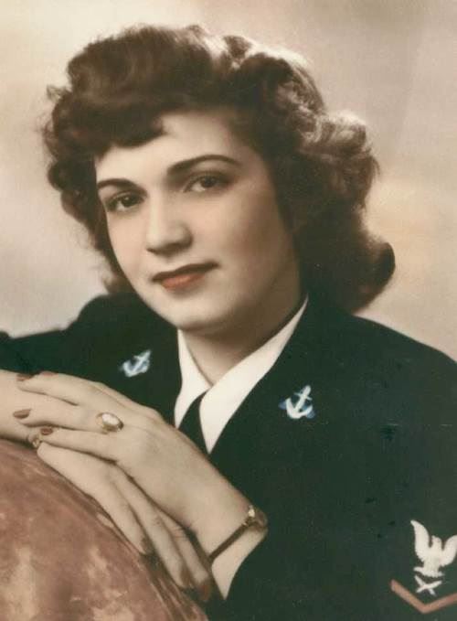 <i class="material-icons" data-template="memories-icon">stars</i><br/>Margaret O'Hare Howe<br/>Posted by: Brian Howe<br/><div class='remember-wall-long-description'>This is our Mother who served in the U.S. Navy during WWII.</div><a class='btn btn-primary btn-sm mt-2 remember-wall-toggle-long-description' onclick='initRememberWallToggleLongDescriptionBtn(this)'>Learn more</a>