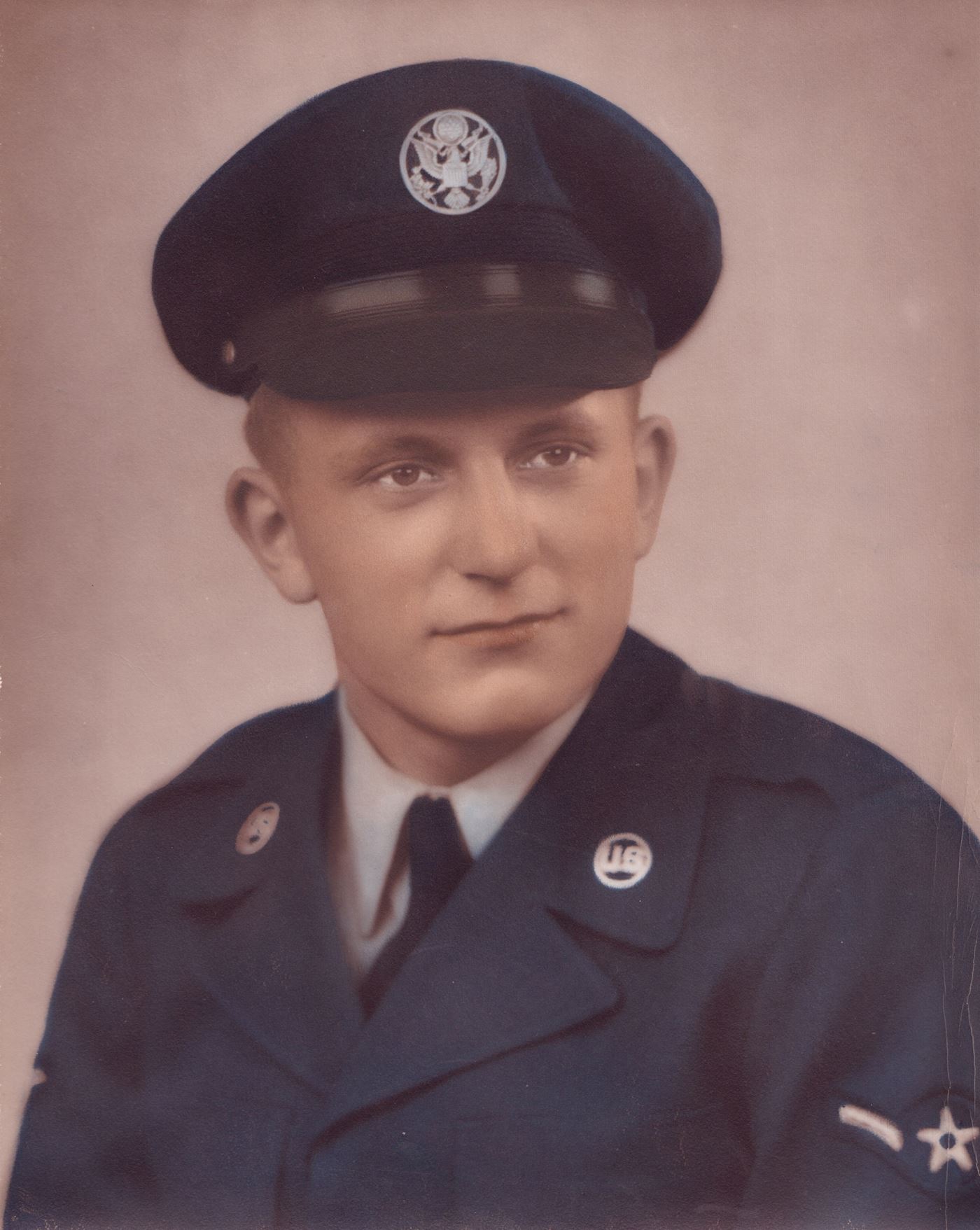 <i class="material-icons" data-template="memories-icon">account_balance</i><br/>Darol  Hagedorn, Air Force<br/><div class='remember-wall-long-description'>Thank you Dad for your 20 years of service</div><a class='btn btn-primary btn-sm mt-2 remember-wall-toggle-long-description' onclick='initRememberWallToggleLongDescriptionBtn(this)'>Learn more</a>