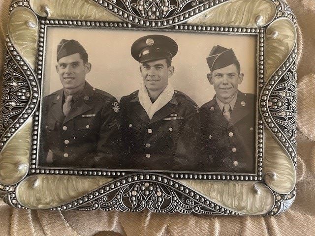 <i class="material-icons" data-template="memories-icon">account_balance</i><br/>S.C, Gregory, Army<br/>Posted by: Gene Gregory<br/><div class='remember-wall-long-description'>In honor of my Father, S.C. Gregory, and his brothers, Wayne Gregory and E.G. Gregory. They were all WW II veterans. God Bless America and all those that have served.</div><a class='btn btn-primary btn-sm mt-2 remember-wall-toggle-long-description' onclick='initRememberWallToggleLongDescriptionBtn(this)'>Learn more</a>