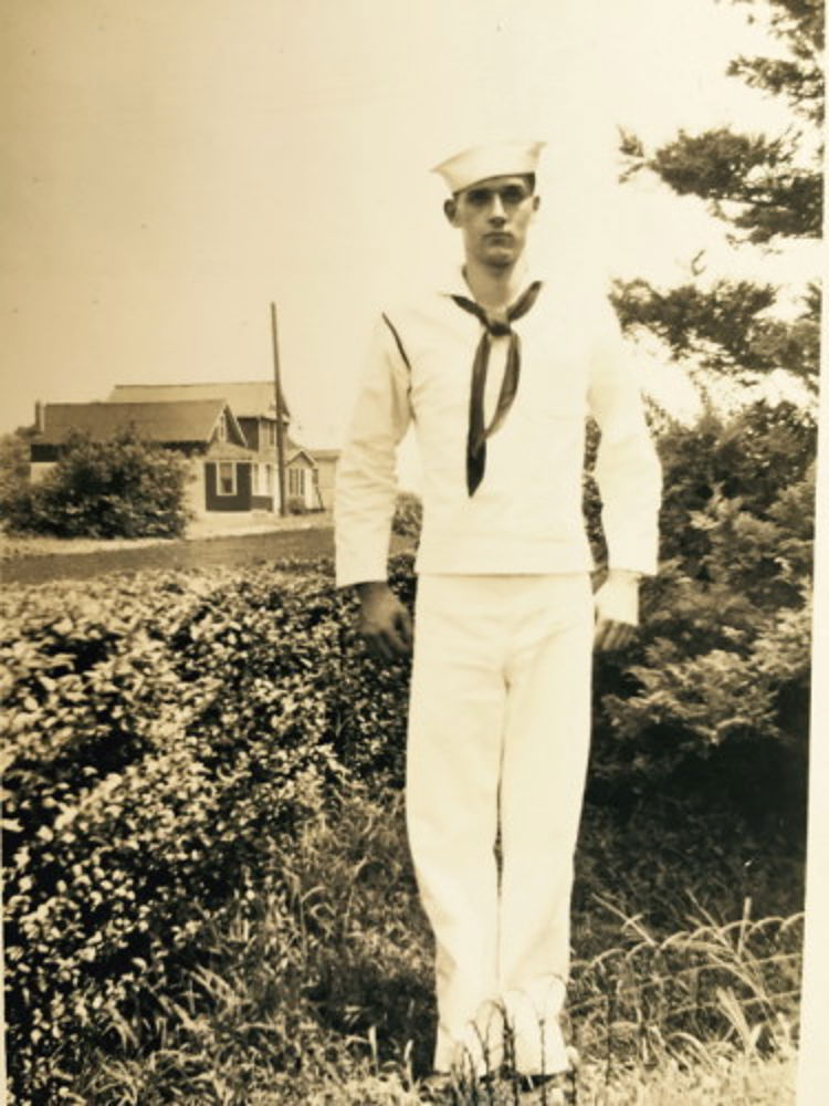 <i class="material-icons" data-template="memories-icon">chat_bubble</i><br/>Edwin Hausle, Navy, <br/>Posted by: Nancy Patterson Muse<br/><div class='remember-wall-long-description'>In memory of my cherished Uncle Eddie who served in World War II.</div><a class='btn btn-primary btn-sm mt-2 remember-wall-toggle-long-description' onclick='initRememberWallToggleLongDescriptionBtn(this)'>Learn more</a>