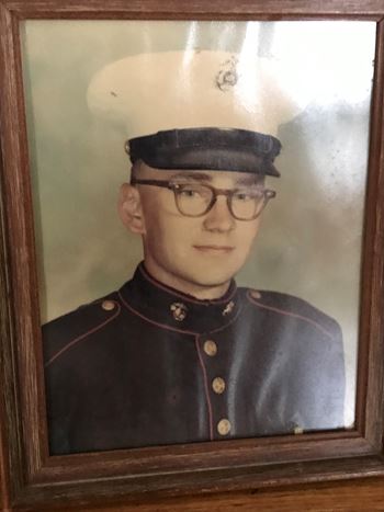 <i class="material-icons" data-template="memories-icon">account_balance</i><br/>Daren Graves, Marine Corps<br/><div class='remember-wall-long-description'>Miss you Dad.
Love, Denise</div><a class='btn btn-primary btn-sm mt-2 remember-wall-toggle-long-description' onclick='initRememberWallToggleLongDescriptionBtn(this)'>Learn more</a>
