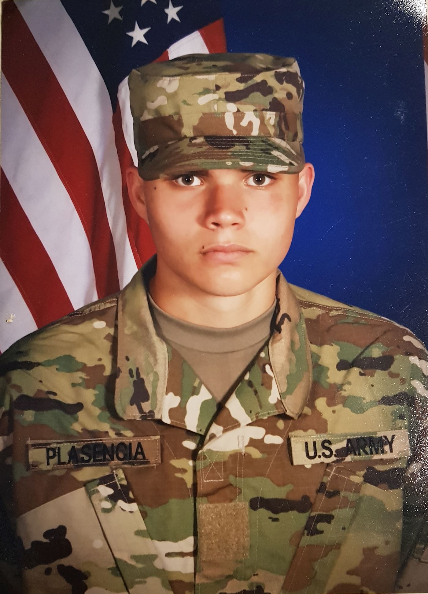 <i class="material-icons" data-template="memories-icon">stars</i><br/>William Plasencia, Army, SPC<br/><div class='remember-wall-long-description'>
  In honor of Army SPC WILLIAM J. PLASENCIA
We will never forget.</div><a class='btn btn-primary btn-sm mt-2 remember-wall-toggle-long-description' onclick='initRememberWallToggleLongDescriptionBtn(this)'>Learn more</a>