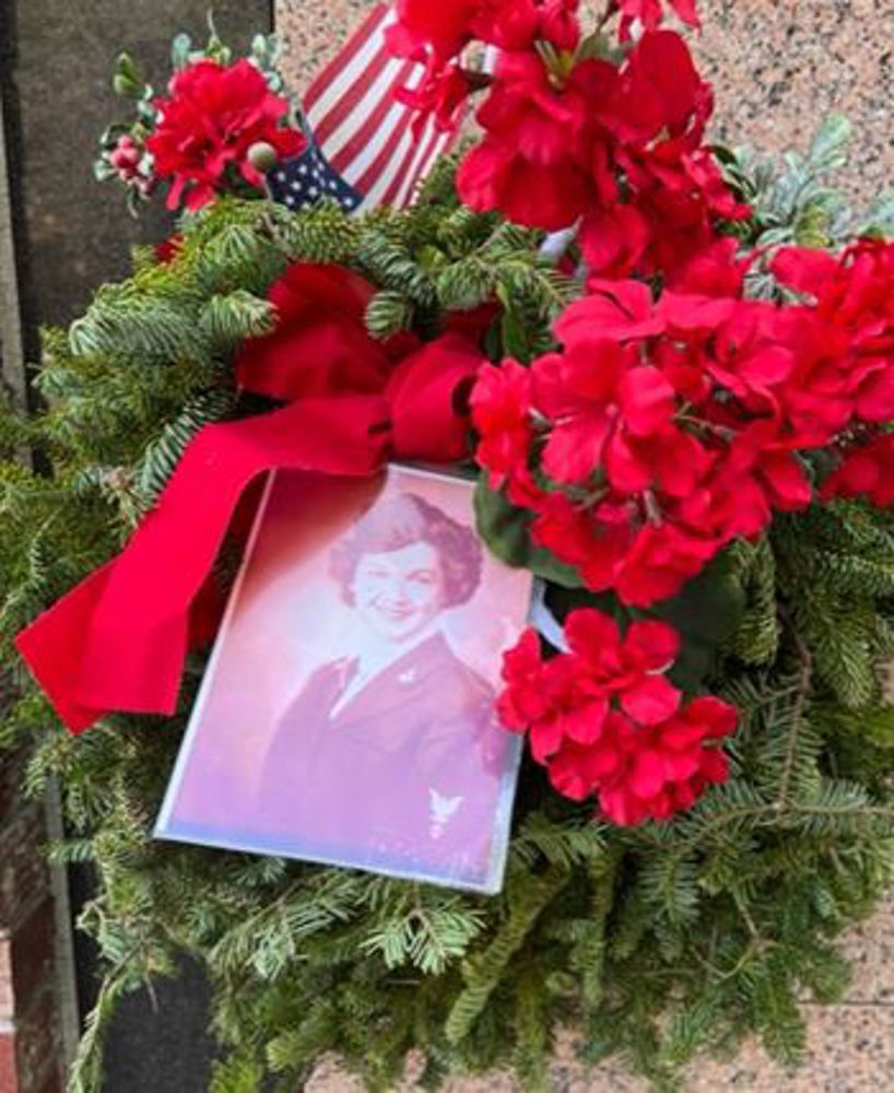 <i class="material-icons" data-template="memories-icon">account_balance</i><br/>Louise May Reynolds, Navy<br/><div class='remember-wall-long-description'>In loving memory of Louise May Reynolds, Scio, New York
US Navy, World War II</div><a class='btn btn-primary btn-sm mt-2 remember-wall-toggle-long-description' onclick='initRememberWallToggleLongDescriptionBtn(this)'>Learn more</a>