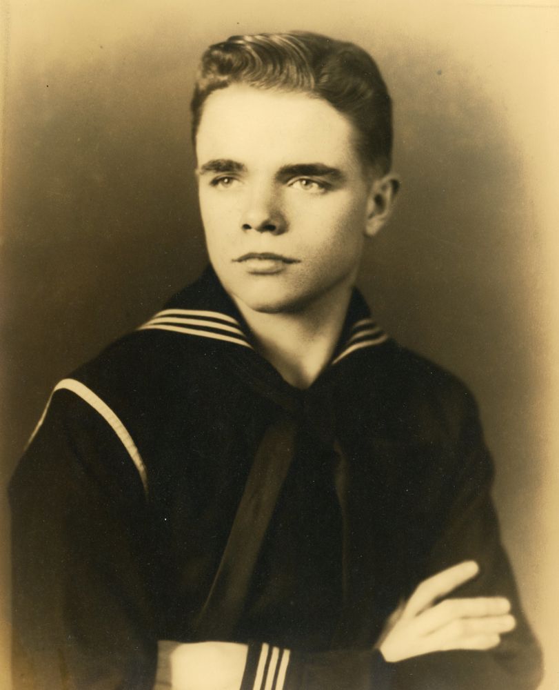 <i class="material-icons" data-template="memories-icon">message</i><br/>David William Miller, <br/>Posted by: Martha Johnson<br/><div class='remember-wall-long-description'>We miss you every day, Dad.

Martha</div><a class='btn btn-primary btn-sm mt-2 remember-wall-toggle-long-description' onclick='initRememberWallToggleLongDescriptionBtn(this)'>Learn more</a>