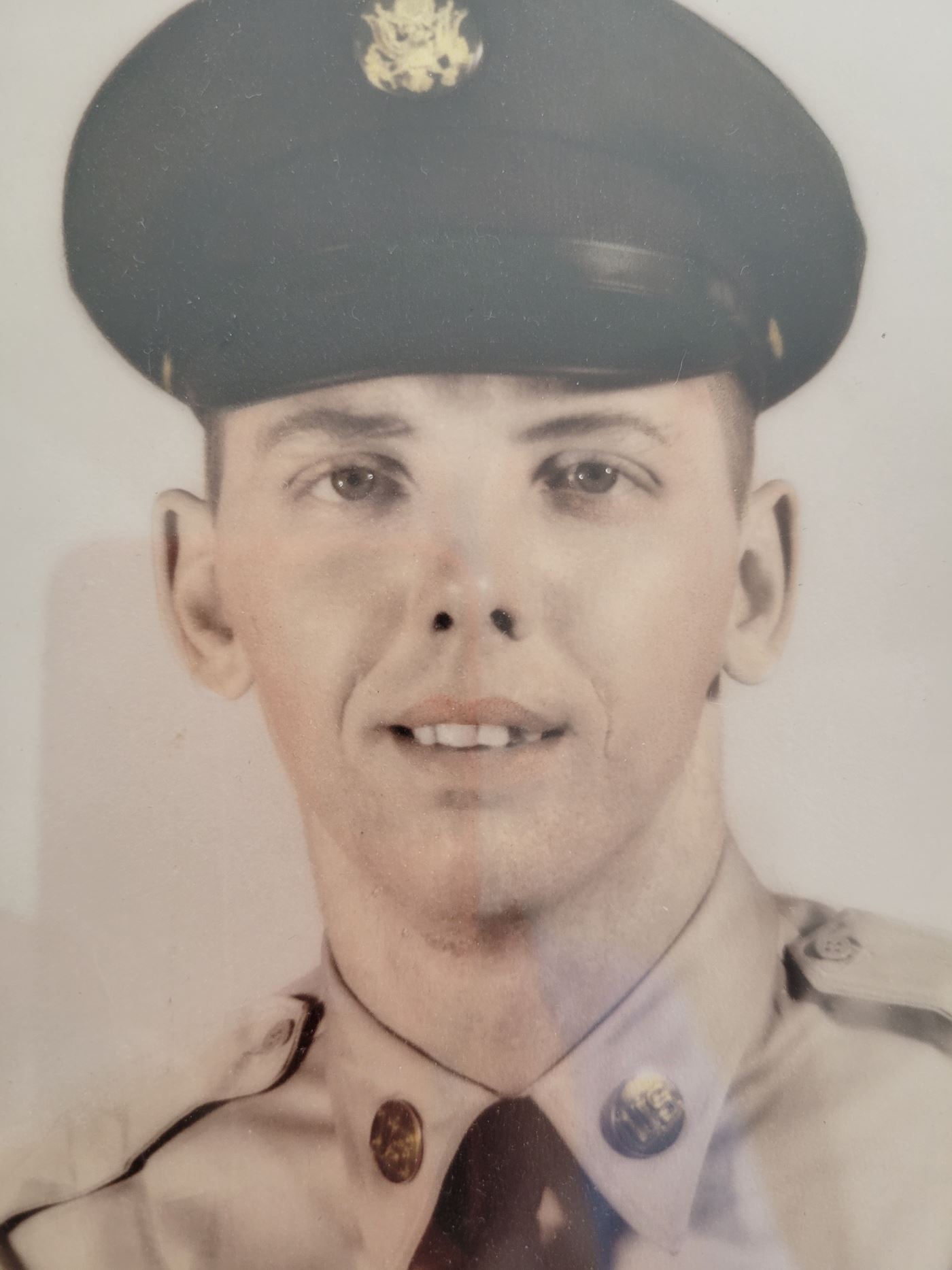 <i class="material-icons" data-template="memories-icon">account_balance</i><br/>William Toman, Army<br/><div class='remember-wall-long-description'>Dad and his service</div><a class='btn btn-primary btn-sm mt-2 remember-wall-toggle-long-description' onclick='initRememberWallToggleLongDescriptionBtn(this)'>Learn more</a>