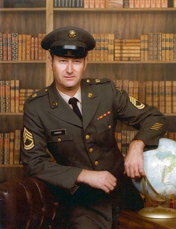 <i class="material-icons" data-template="memories-icon">account_balance</i><br/>Jim Howard, Army<br/><div class='remember-wall-long-description'>In memory of my mentor, friend and father.</div><a class='btn btn-primary btn-sm mt-2 remember-wall-toggle-long-description' onclick='initRememberWallToggleLongDescriptionBtn(this)'>Learn more</a>