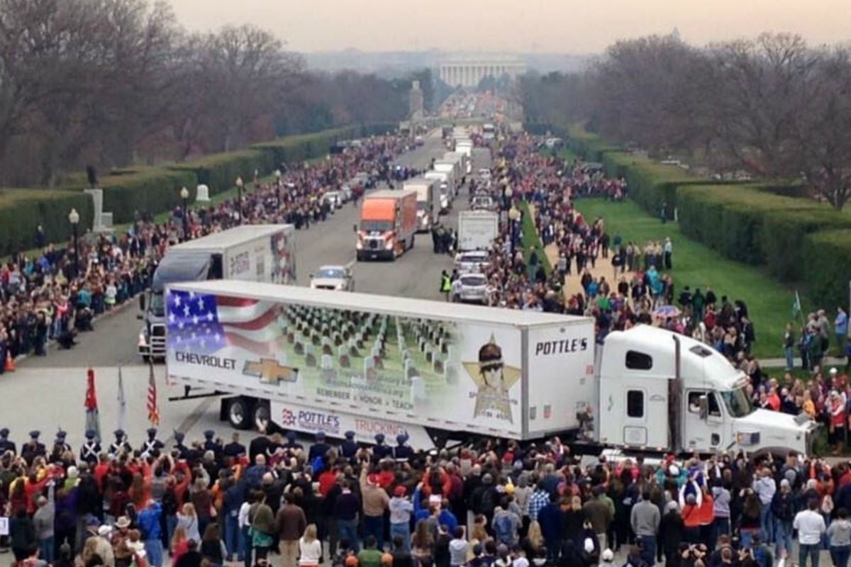 News - Wreaths Across America