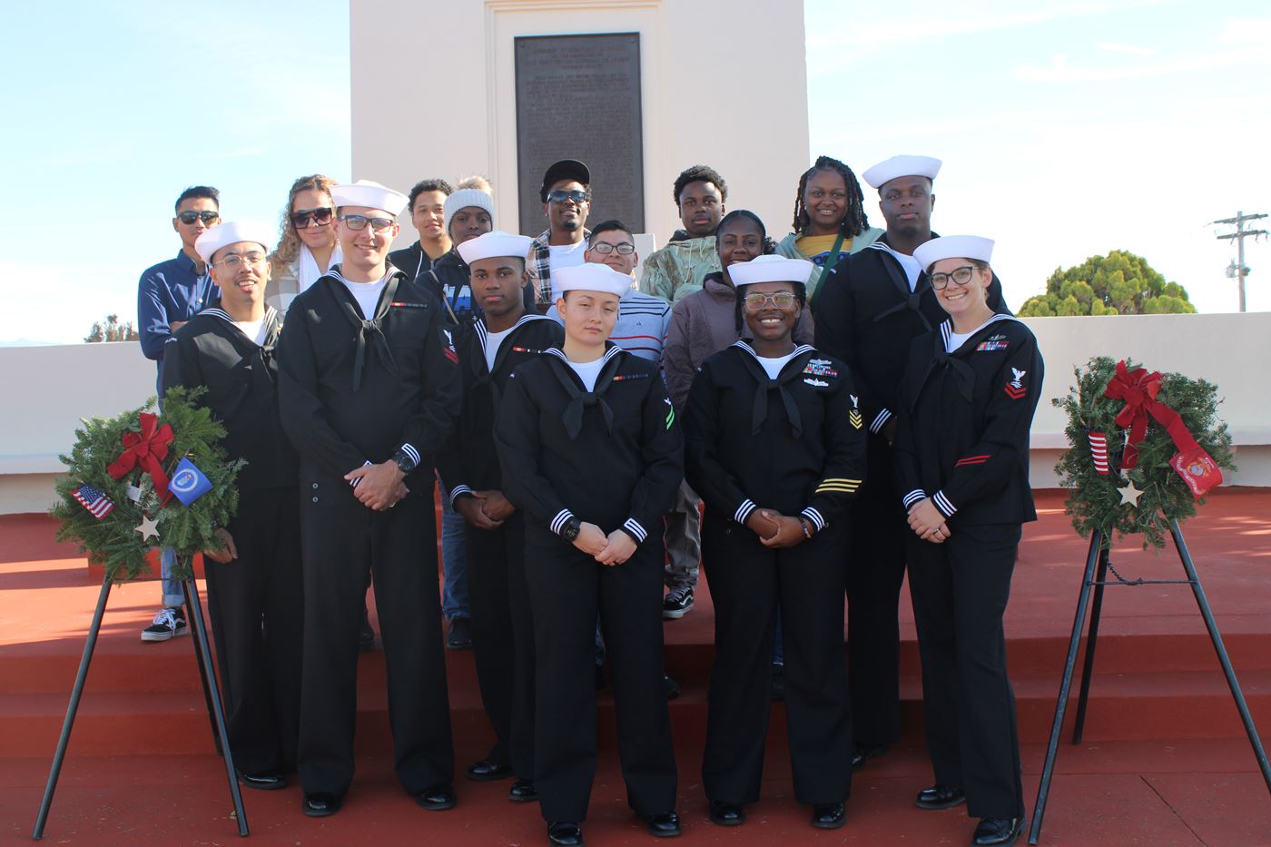 NAVY TEAM IN CHARGE OF GREETING GUEST AND PHOTOGRAPHY
