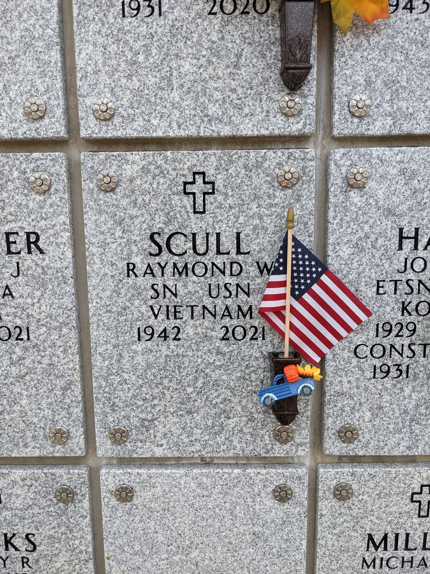 <i class="material-icons" data-template="memories-icon">message</i><br/>Raymond Scull, Navy<br/>Born 10/26/1942<br/>Passed on 2/27/2021<br/>Posted by: Amy S.<br/><div class='remember-wall-long-description'>Thank you to everyone who has and will serve our great country!</div><a class='btn btn-primary btn-sm mt-2 remember-wall-toggle-long-description' onclick='initRememberWallToggleLongDescriptionBtn(this)'>Learn more</a>