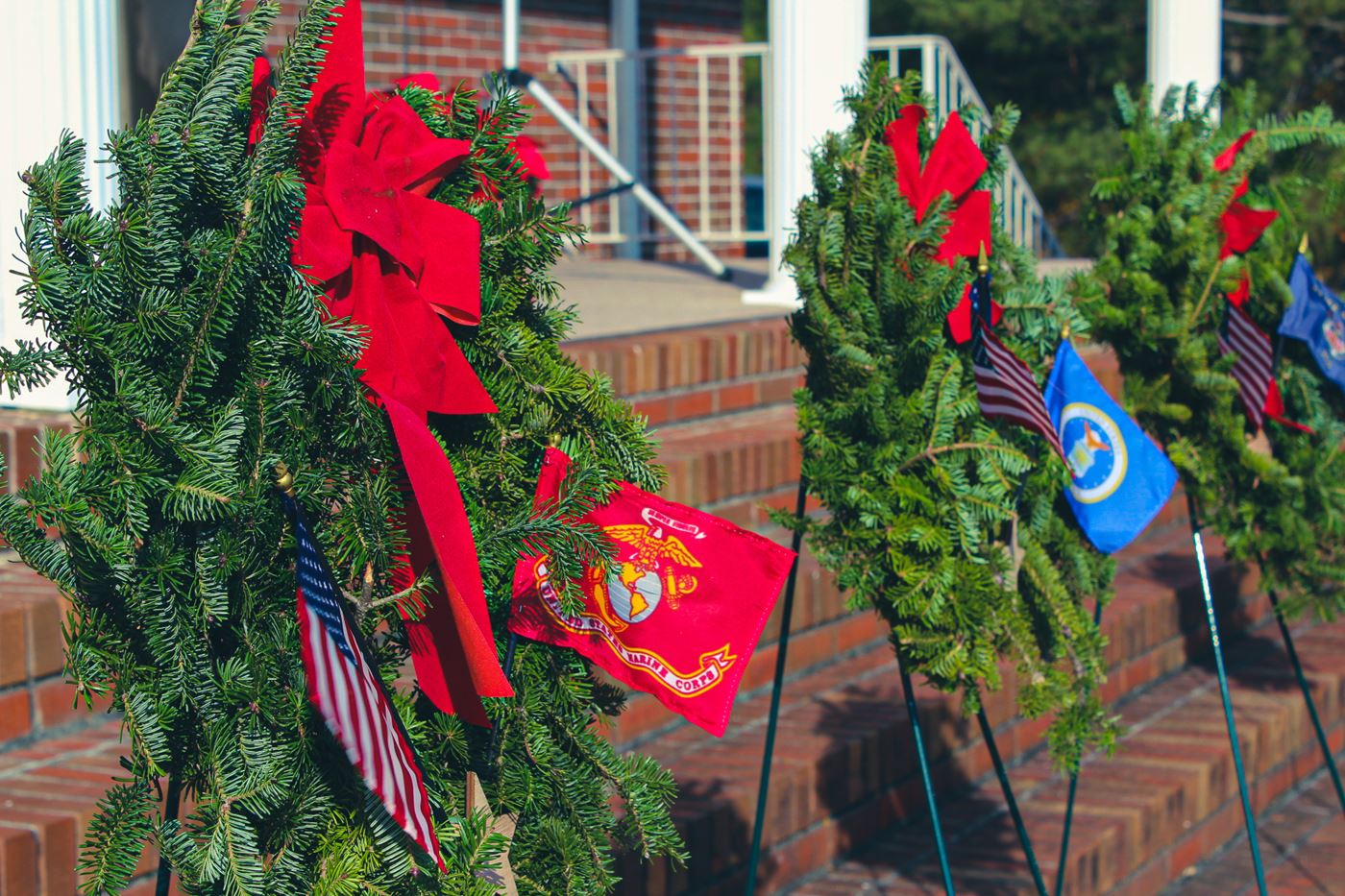 U.S. Ceremonial Wreaths: Army, Marine Corps, Navy, Air Force, Space Force, Coast Guard, Merchant Marines, Prisoners of War/Missing in Action