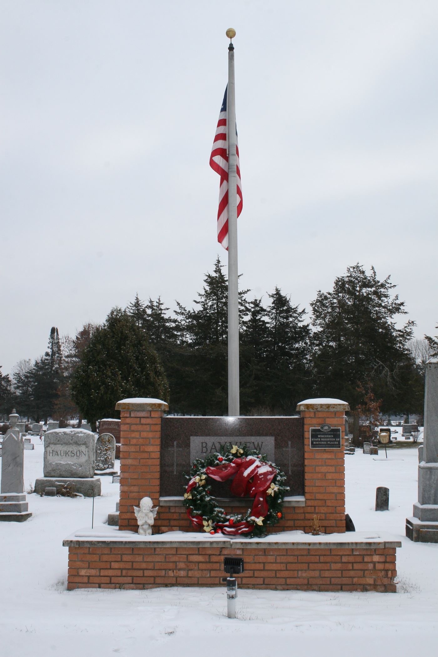 BayView Cemetery Entrance