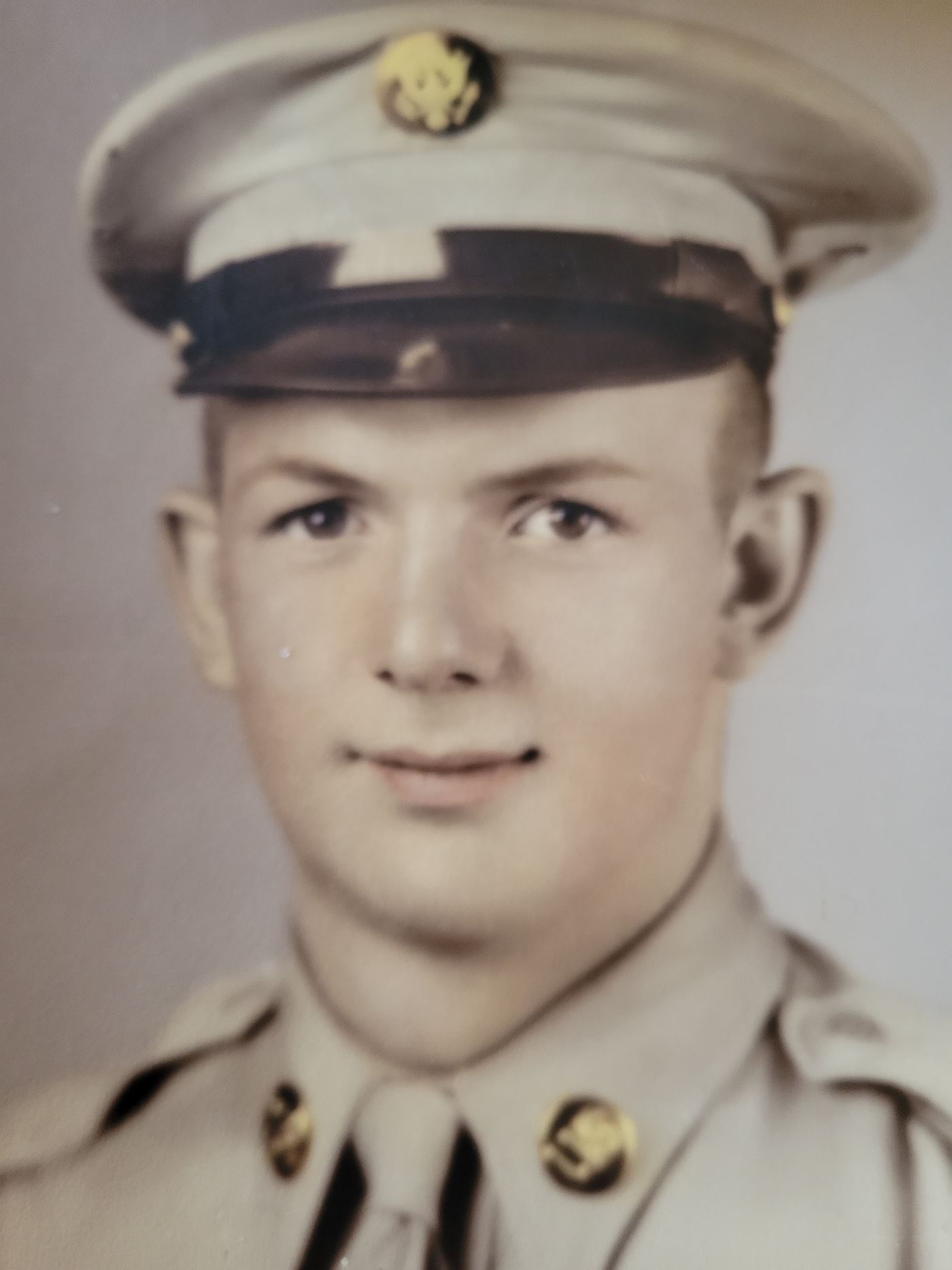 <i class="material-icons" data-template="memories-icon">chat_bubble</i><br/>Thomas F Marshall<br/><div class='remember-wall-long-description'>Thomas F Marshall, US Army and USAF. We are all so very proud of my Dad. He was a wonderful father, husband, grandfather, a dedicated soldier, and a devout Christian. We all miss you so much, Daddy. I love you.</div><a class='btn btn-primary btn-sm mt-2 remember-wall-toggle-long-description' onclick='initRememberWallToggleLongDescriptionBtn(this)'>Learn more</a>