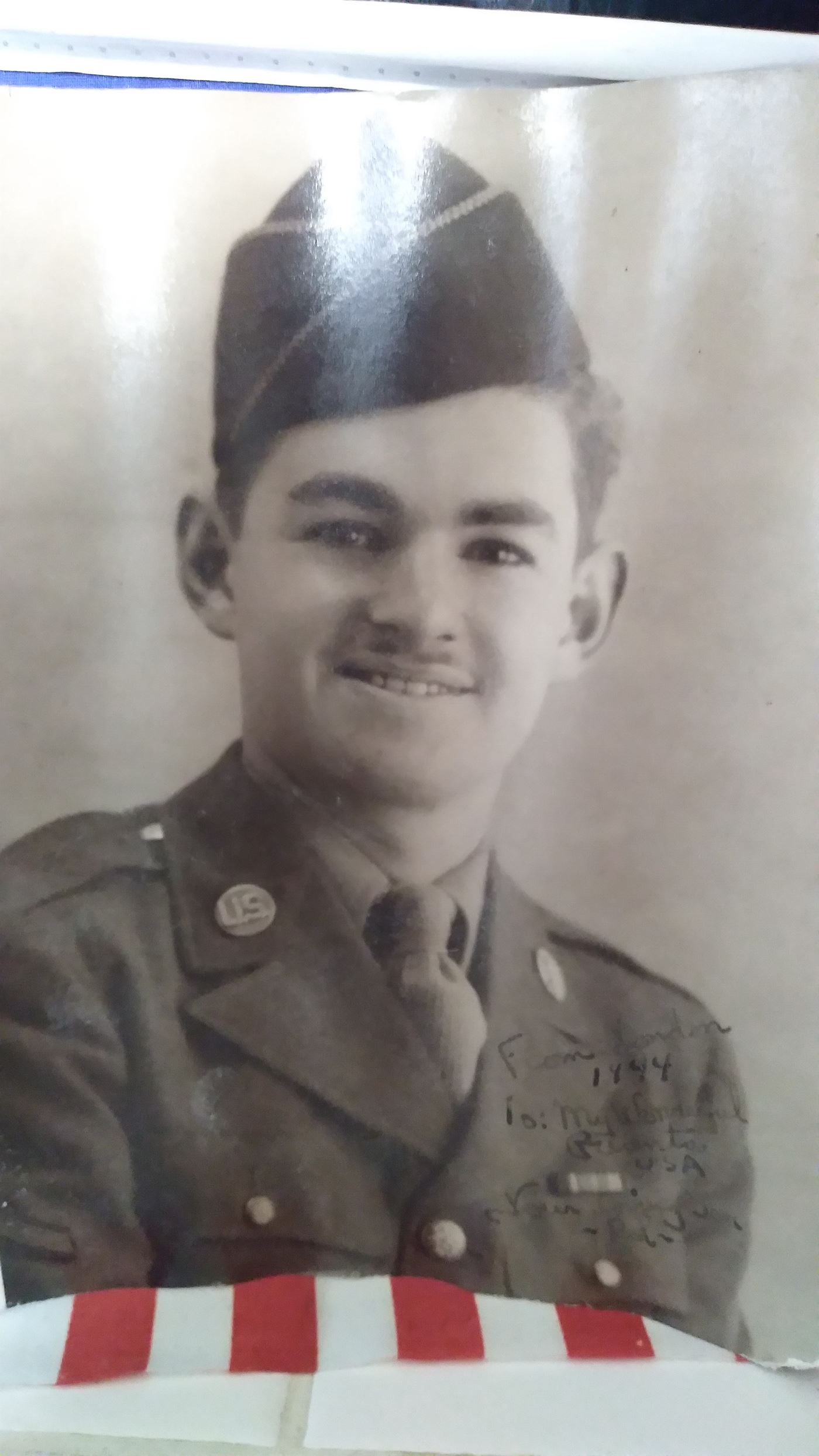 <i class="material-icons" data-template="memories-icon">account_balance</i><br/>Roland Leon Schiller, Army<br/><div class='remember-wall-long-description'>Dear dad thank you for your Army service TSC5 to your country in Europe during World War 2 and your service in the Coast Guard during the Korean War and thank you for being my father.</div><a class='btn btn-primary btn-sm mt-2 remember-wall-toggle-long-description' onclick='initRememberWallToggleLongDescriptionBtn(this)'>Learn more</a>