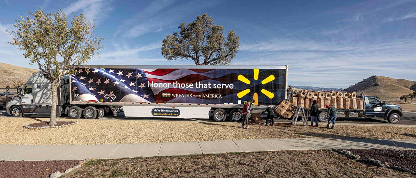 2023 Wreaths Across America - Unloading of the wreaths<br>