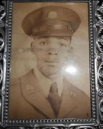 <i class="material-icons" data-template="memories-icon">account_balance</i><br/>Benjamin Stevens, Army<br/><div class='remember-wall-long-description'>
In memory of my dad, Benjamin Jefferson Stevens, a veteran of the Korean War, who served his country proudly.</div><a class='btn btn-primary btn-sm mt-2 remember-wall-toggle-long-description' onclick='initRememberWallToggleLongDescriptionBtn(this)'>Learn more</a>