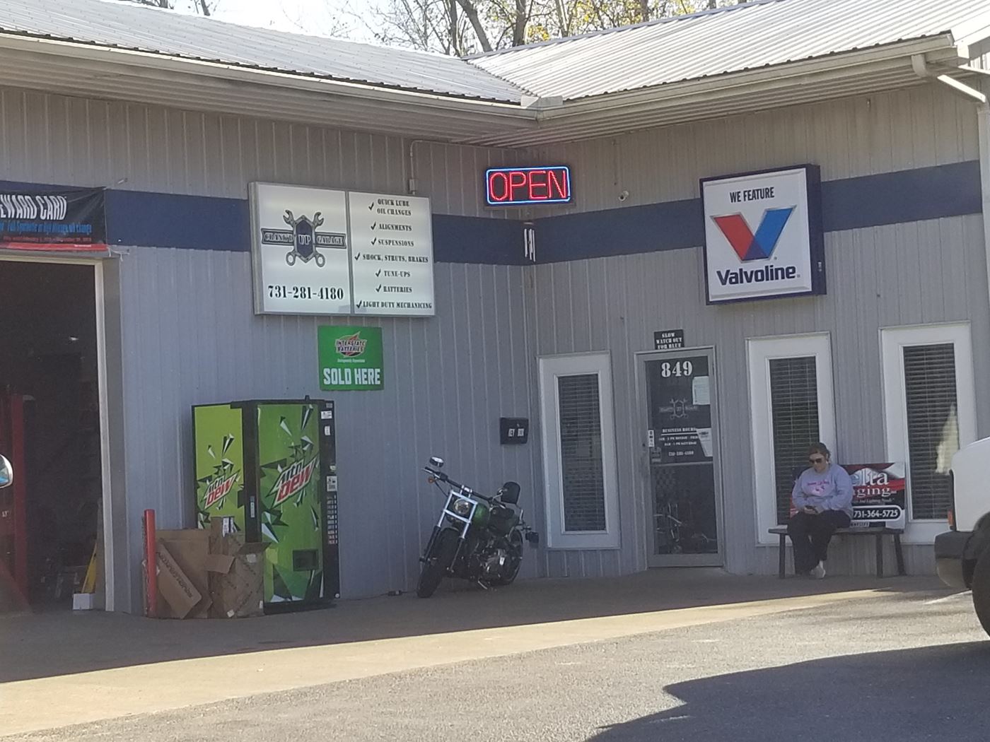 Crank'd Up  Garage is new to Martin, but not to  Wreaths Across America.   You will see our Wreath Goal Achievement sign in front of this  business.