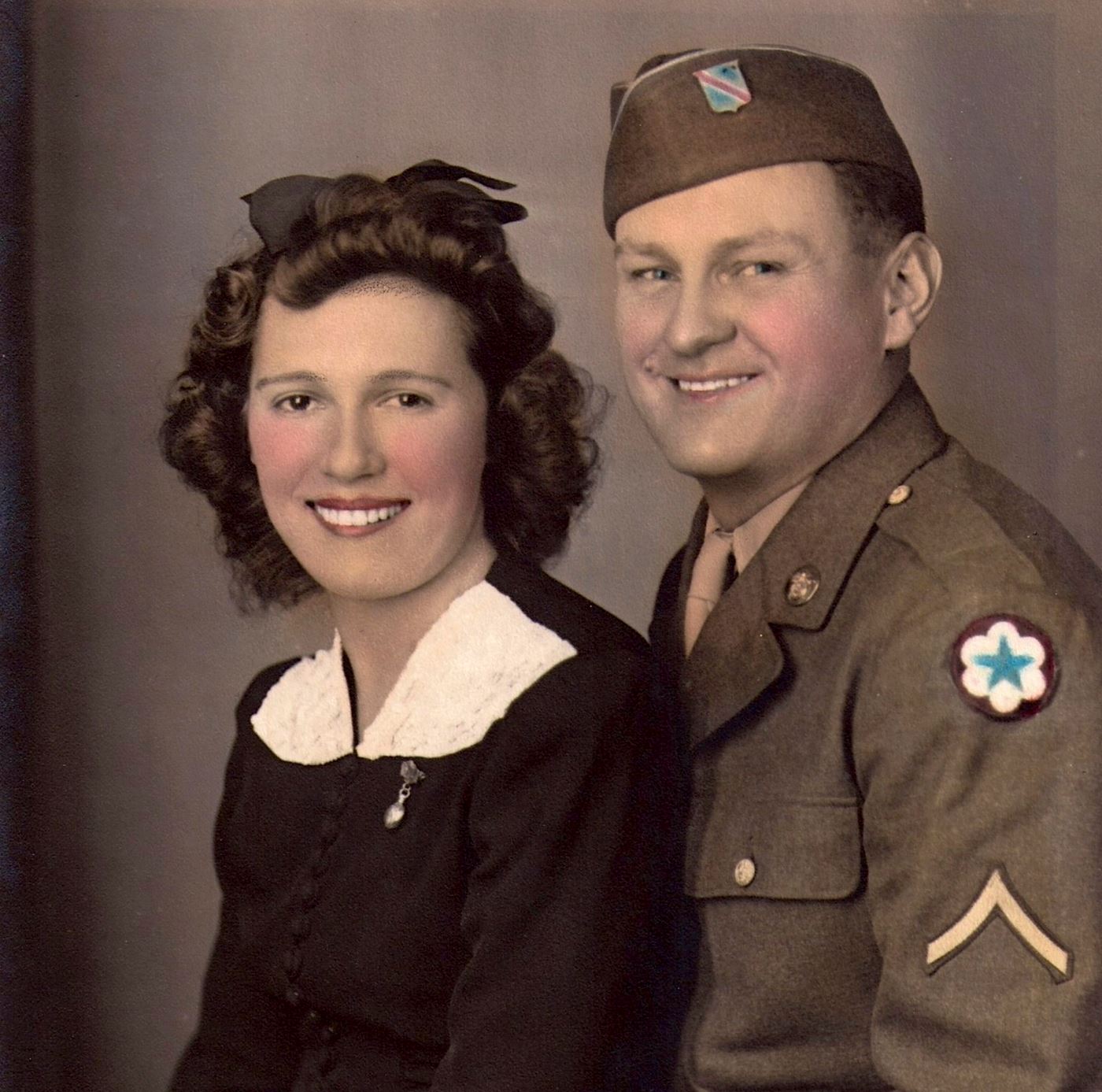 <i class="material-icons" data-template="memories-icon">chat_bubble</i><br/>Vincent B. Lescavage<br/><div class='remember-wall-long-description'>Merry Christmas in heaven, Mom and Dad. I love and miss you..Dad, I am thankful for your service and very proud of you.</div><a class='btn btn-primary btn-sm mt-2 remember-wall-toggle-long-description' onclick='initRememberWallToggleLongDescriptionBtn(this)'>Learn more</a>