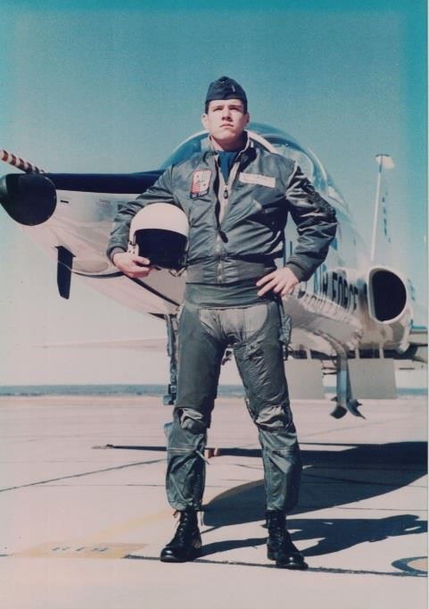 <i class="material-icons" data-template="memories-icon">account_balance</i><br/>Gregory Alan Graves, Air Force, Captain<br/>Served from 1969 to 1974<br/>Posted by: Jeanne Graves<br/><div class='remember-wall-long-description'>Captain Gregory A Graves, US Air Force Vietnam War, 1969-1974</div><a class='btn btn-primary btn-sm mt-2 remember-wall-toggle-long-description' onclick='initRememberWallToggleLongDescriptionBtn(this)'>Learn more</a>