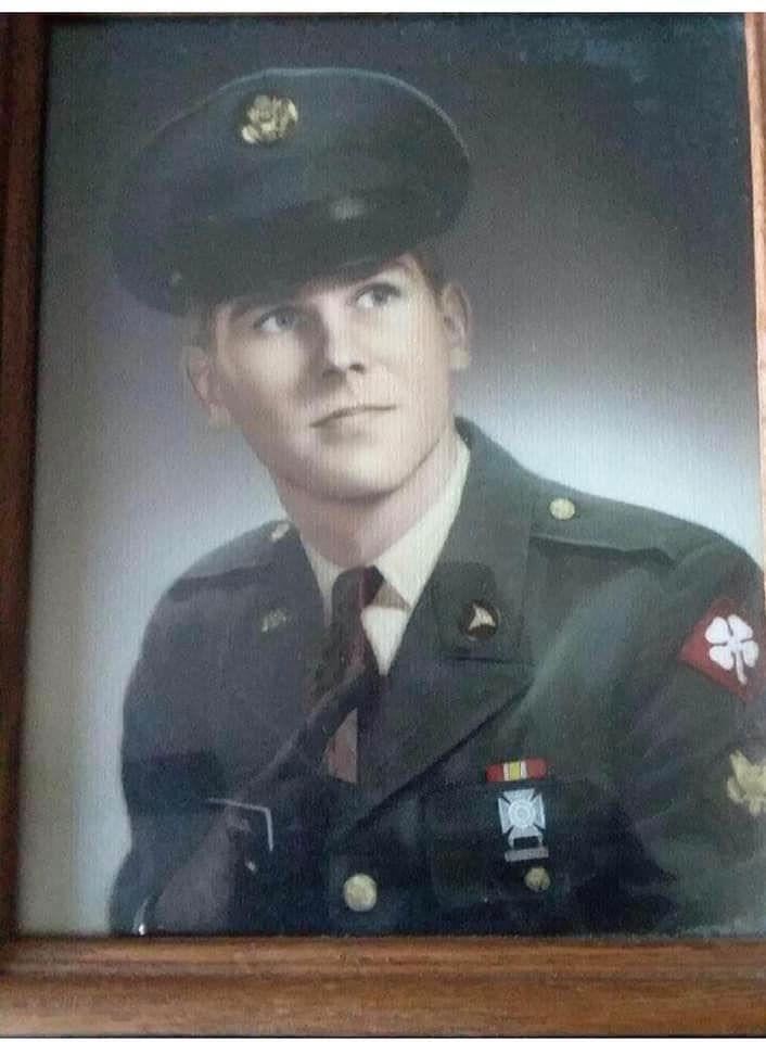 <i class="material-icons" data-template="memories-icon">account_balance</i><br/>Paul Urban, Army<br/>Posted by: Kimberly H.<br/><div class='remember-wall-long-description'>
  In Loving Memory of the best Dad, Husband, Pop Pop, Brother, Uncle & Friend

Paul Urban
US Army</div><a class='btn btn-primary btn-sm mt-2 remember-wall-toggle-long-description' onclick='initRememberWallToggleLongDescriptionBtn(this)'>Learn more</a>