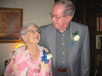 <i class="material-icons" data-template="memories-icon">cloud</i><br/>Walter  Eugene  Easley , Army<br/><div class='remember-wall-long-description'>Walter E Easley and wife, Eileen.
Alive in my heart forever ,
Your daughter, Marjorie Wilson</div><a class='btn btn-primary btn-sm mt-2 remember-wall-toggle-long-description' onclick='initRememberWallToggleLongDescriptionBtn(this)'>Learn more</a>