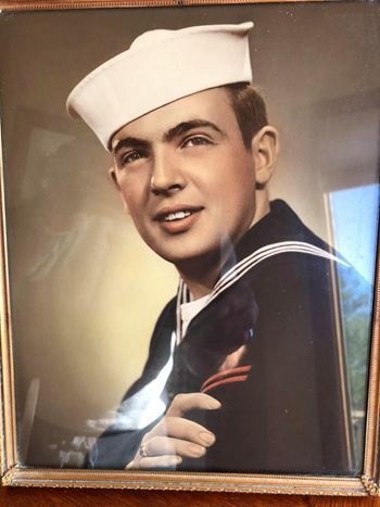 <i class="material-icons" data-template="memories-icon">account_balance</i><br/>Jerald Scott, Navy<br/><div class='remember-wall-long-description'>In memory of Jerald Scott, a very special father and grandfather with a big heart who made us who we are and is missed every day. Let’s not forget he is always with us.</div><a class='btn btn-primary btn-sm mt-2 remember-wall-toggle-long-description' onclick='initRememberWallToggleLongDescriptionBtn(this)'>Learn more</a>