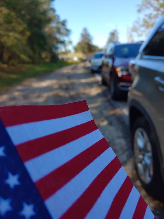 There were 16 of us that gathered at the Cracker Barrel to form a line into Bushnell Cemetery on December 19. 2020 - Mary Sosa & her Husband, Tina Fagan & her 2 daughters & a boyfiend, Monty Wolf-son of Diana Makovitch, Bill & Karen Swetz, Bob & Sharon Janes, Linda Faust & Donna Lukas, Dave & Diana Makovitch