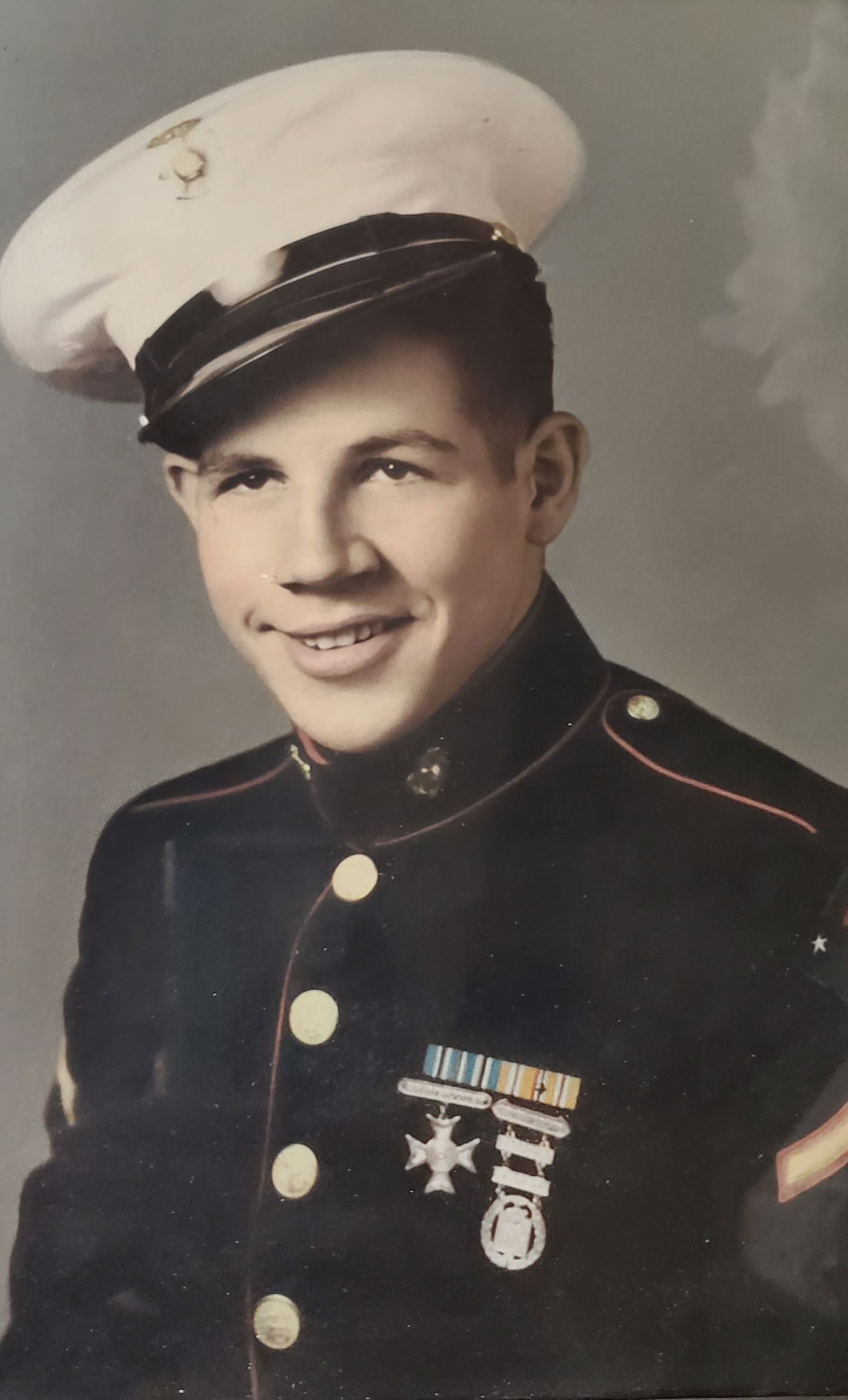 <i class="material-icons" data-template="memories-icon">account_balance</i><br/>William (Bill) Youngman, Marine Corps<br/>Posted by: Elizabeth Williams<br/><div class='remember-wall-long-description'>Mr. Bill Youngman, 
In loving memory of your Service to our country and our family.
With love, The Williams family</div><a class='btn btn-primary btn-sm mt-2 remember-wall-toggle-long-description' onclick='initRememberWallToggleLongDescriptionBtn(this)'>Learn more</a>