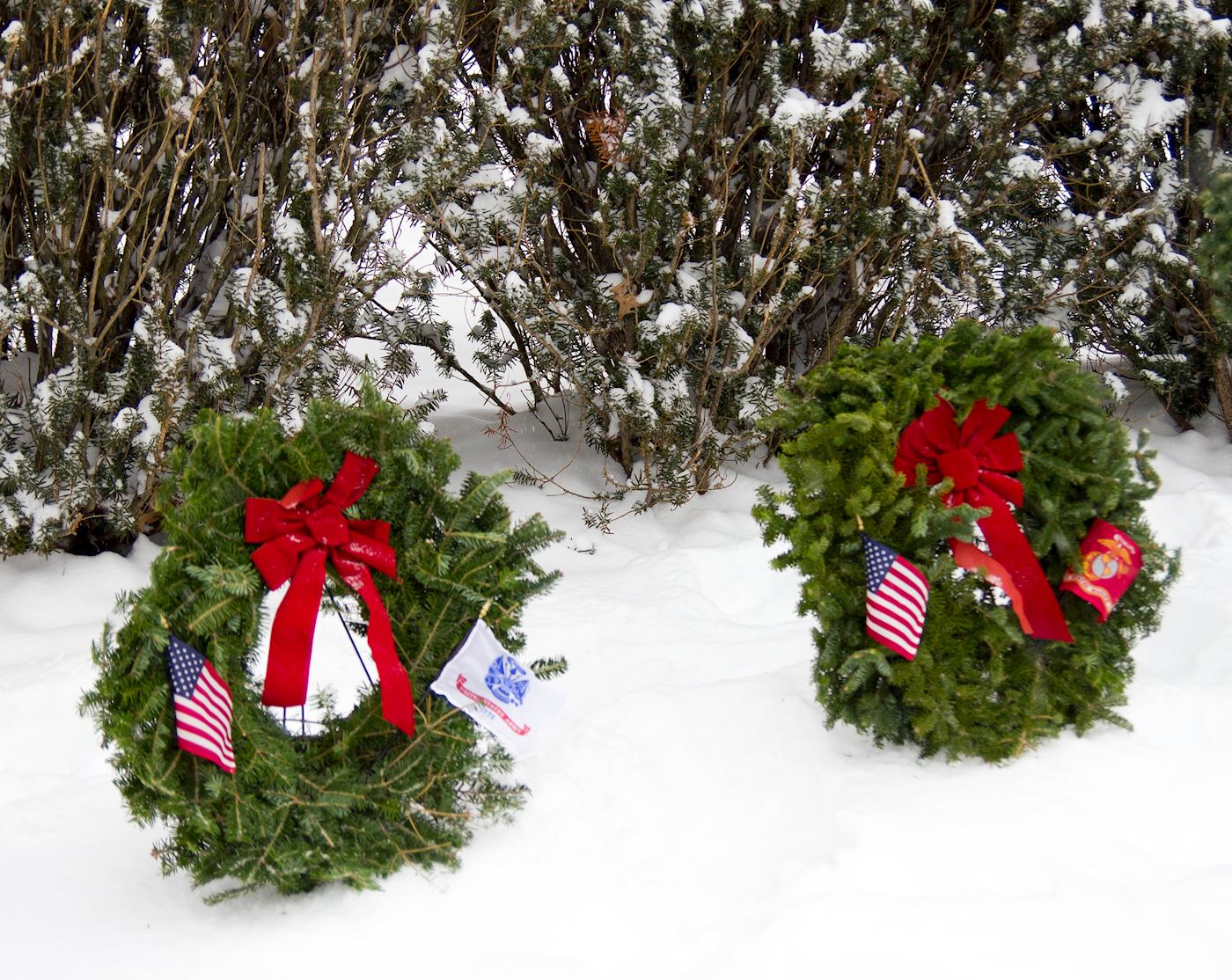 2016 Memorial Wreaths