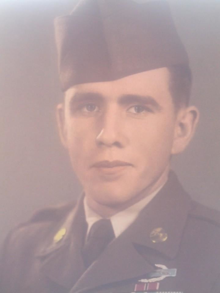 <i class="material-icons" data-template="memories-icon">account_balance</i><br/>Lowell Hayes, Army, Sergeant First Class<br/>Born 6/18/1929<br/>Passed on 8/30/2022<br/>Posted by: Amanda R.<br/><div class='remember-wall-long-description'>In loving memory of our family's patriarch, Lowell Lathrop Hayes, who served in the US Army, 7th Infantry Division, 32nd Regiment during the Korean War.</div><a class='btn btn-primary btn-sm mt-2 remember-wall-toggle-long-description' onclick='initRememberWallToggleLongDescriptionBtn(this)'>Learn more</a>