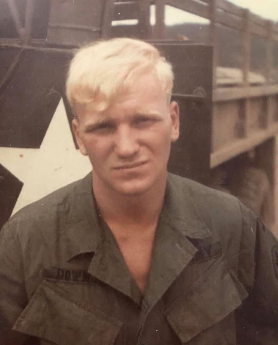 <i class="material-icons" data-template="memories-icon">stars</i><br/>Arthur Downs Jr, Army, SP4<br/>Posted by: Karen Buckingham<br/><div class='remember-wall-long-description'>Served in the army and the Vietnam war. The strongest man, with the biggest heart. A loving husband, father, brother and grandfather. Forever missed, and honored.</div><a class='btn btn-primary btn-sm mt-2 remember-wall-toggle-long-description' onclick='initRememberWallToggleLongDescriptionBtn(this)'>Learn more</a>