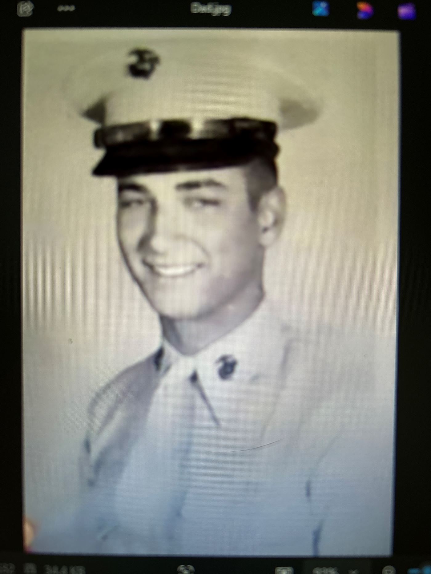 <i class="material-icons" data-template="memories-icon">chat_bubble</i><br/>Robert F. Kahmann Sr., Marine Corps<br/>Posted by: Nicki<br/><div class='remember-wall-long-description'>Robert F, Kahmann Sr. - U.S.M.C - In memory of my father, and all who served, and are serving. Thinking of you this Christmas season, and missing you so very much Dad. I love you. Nicki</div><a class='btn btn-primary btn-sm mt-2 remember-wall-toggle-long-description' onclick='initRememberWallToggleLongDescriptionBtn(this)'>Learn more</a>