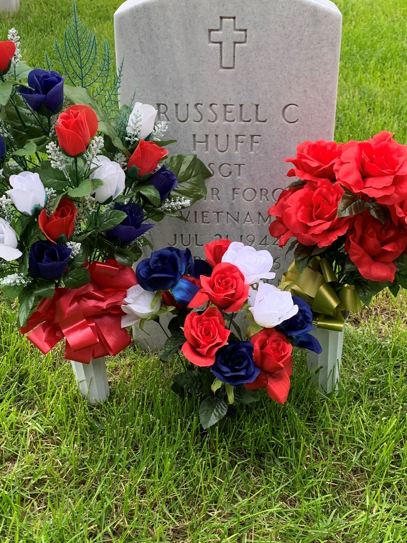 <i class="material-icons" data-template="memories-icon">cloud</i><br/>Russell  Huff, Air Force<br/><div class='remember-wall-long-description'>Missing you every day, Russ!</div><a class='btn btn-primary btn-sm mt-2 remember-wall-toggle-long-description' onclick='initRememberWallToggleLongDescriptionBtn(this)'>Learn more</a>