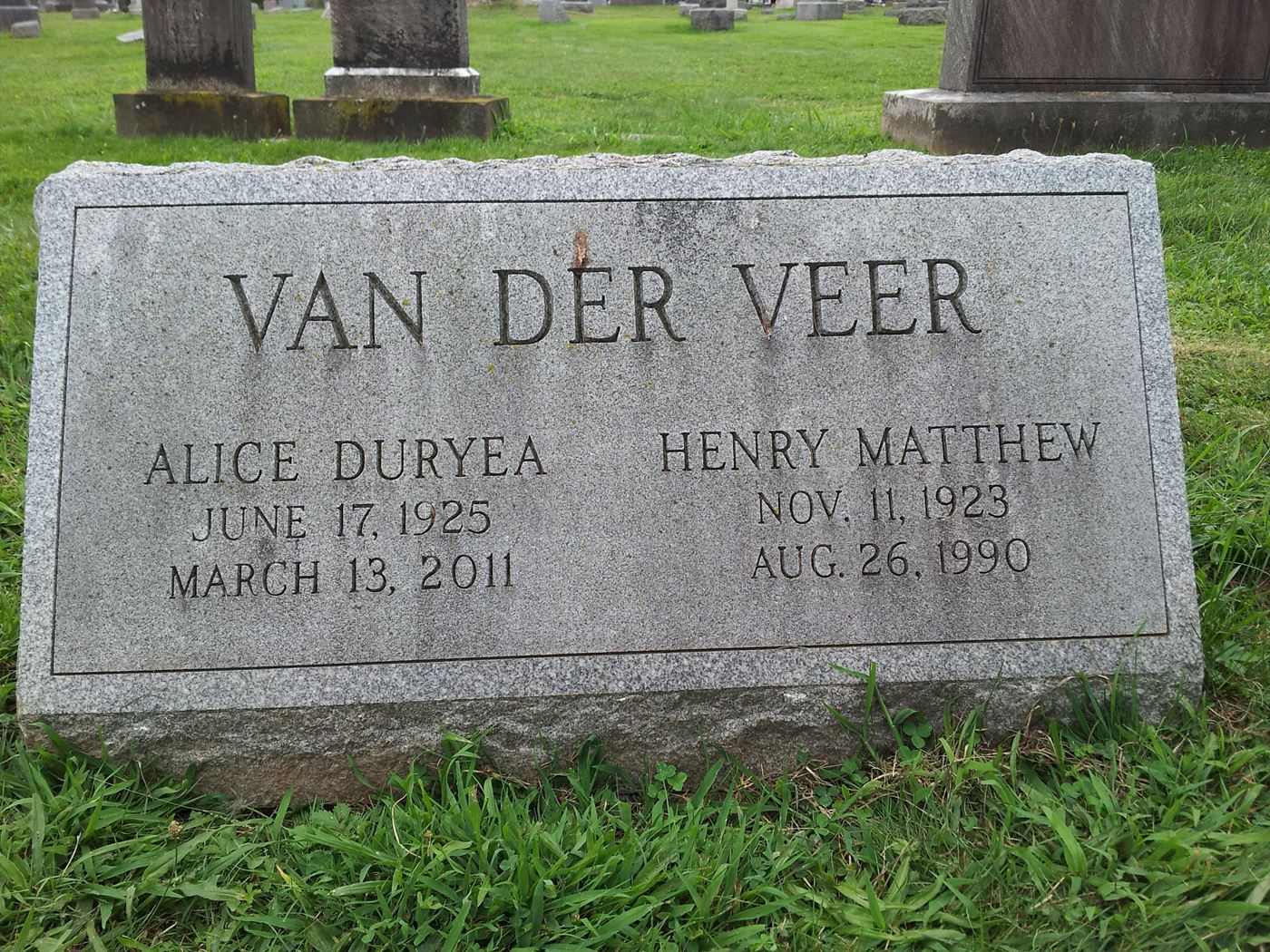 <i class="material-icons" data-template="memories-icon">account_balance</i><br/>HENRY  VAN DER VEER, Army<br/>Born 11/11/1923<br/>Passed on 8/26/1990<br/>Posted by: Katherine D.<br/><div class='remember-wall-long-description'>Dad, thank you for your service. Love and miss you, Kathy</div><a class='btn btn-primary btn-sm mt-2 remember-wall-toggle-long-description' onclick='initRememberWallToggleLongDescriptionBtn(this)'>Learn more</a>