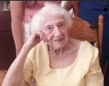 <i class="material-icons" data-template="memories-icon">stars</i><br/>Elvita  Katz, Army<br/><div class='remember-wall-long-description'>
  In honor of Elvita Katz, WWII Veteran !!! She is 101 years young !!! We love you gram !!!</div><a class='btn btn-primary btn-sm mt-2 remember-wall-toggle-long-description' onclick='initRememberWallToggleLongDescriptionBtn(this)'>Learn more</a>