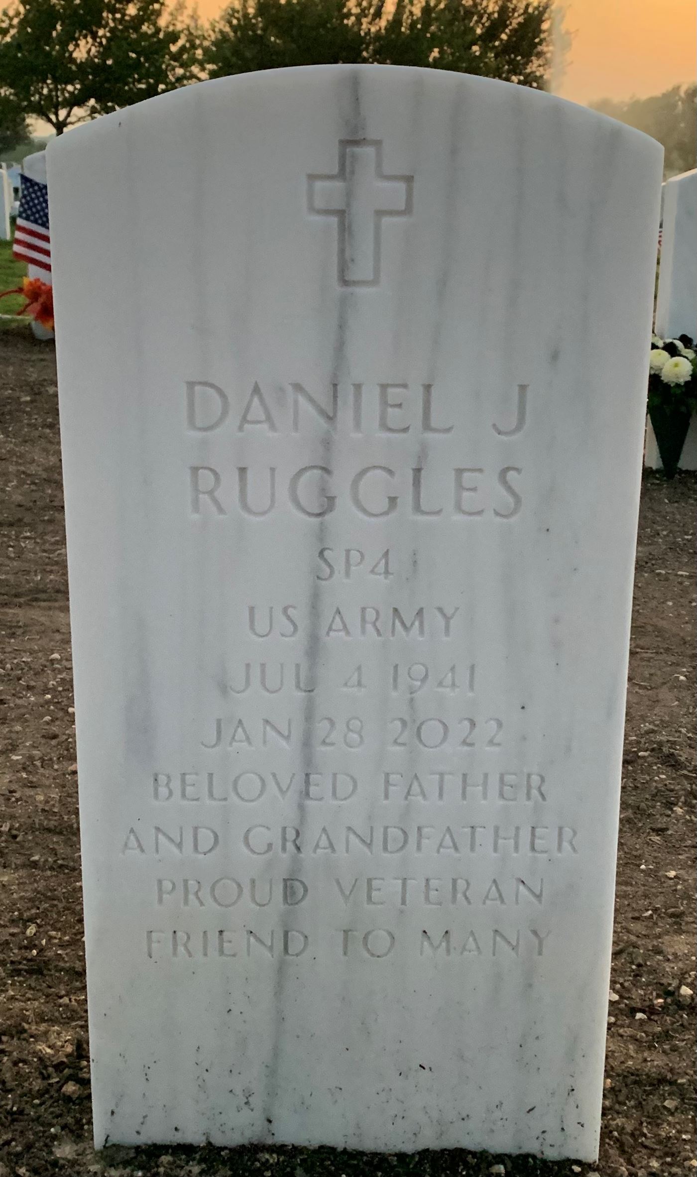 <i class="material-icons" data-template="memories-icon">stars</i><br/>Daniel  Ruggles, Army<br/><div class='remember-wall-long-description'>My father, Daniel J Ruggles. Your presence in my life is so very missed! I love you and you are in my thoughts alway.</div><a class='btn btn-primary btn-sm mt-2 remember-wall-toggle-long-description' onclick='initRememberWallToggleLongDescriptionBtn(this)'>Learn more</a>